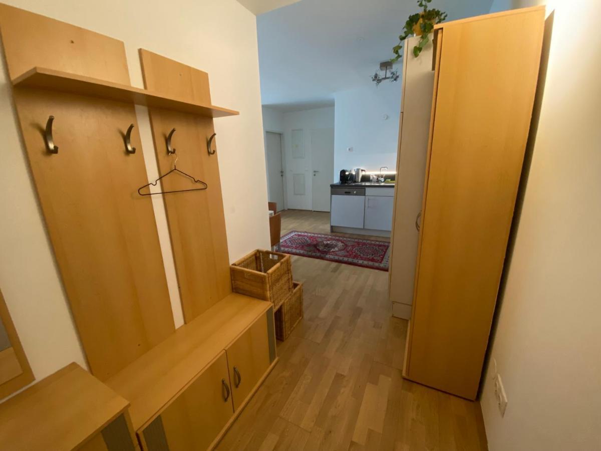 Apartment 9 Stops Away From City-Centre Vienna Exterior photo